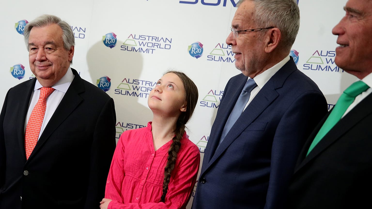 Greta Thunberg ilk kitabını çıkardı, geliri yardım kuruluşlarına aktarılacak