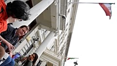 La battaglia di Nazanin, anglo-iraniana detenuta in Iran annuncia sciopero della fame 