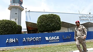 Drohne greift saudi-arabischen Flughafen an: 1 Toter, 7 Verletzte