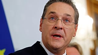 Nem fogadja el EP-mandátumát az Ibiza-botrányba belebukott, volt osztrák alkancellár