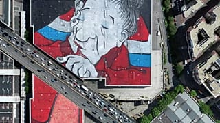 El mural más grande de Europa está en París, pero puede que no lo veas