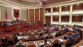Élargissement de l'UE : décision reportée pour l'Albanie et la Macédoine du Nord