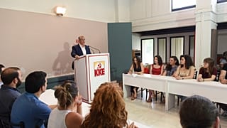 Ο Δημήτρης Κουτσούμπας ανακοινώνει το ψηφοδέλτιο του ΚΚΕ