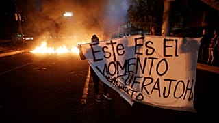 Honduras vive una noche de manifestaciones violentas en varias ciudades