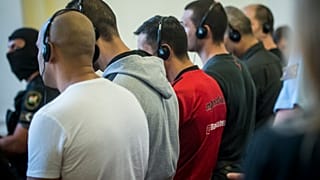 Életfogytiglan a halálkamion-per négy vádlottjára