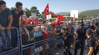Gescheiterter Putschversuch in der Türkei: Lebenslange Haft für 24 Angeklagte