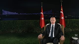 Cumhurbaşkanı Erdoğan: Öcalan liderlik mücadelesinde Demirtaş ve dağa mesaj veriyor