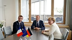 Nem sikerült megállapodni a csúcsjelölt személyében az uniós csúcson