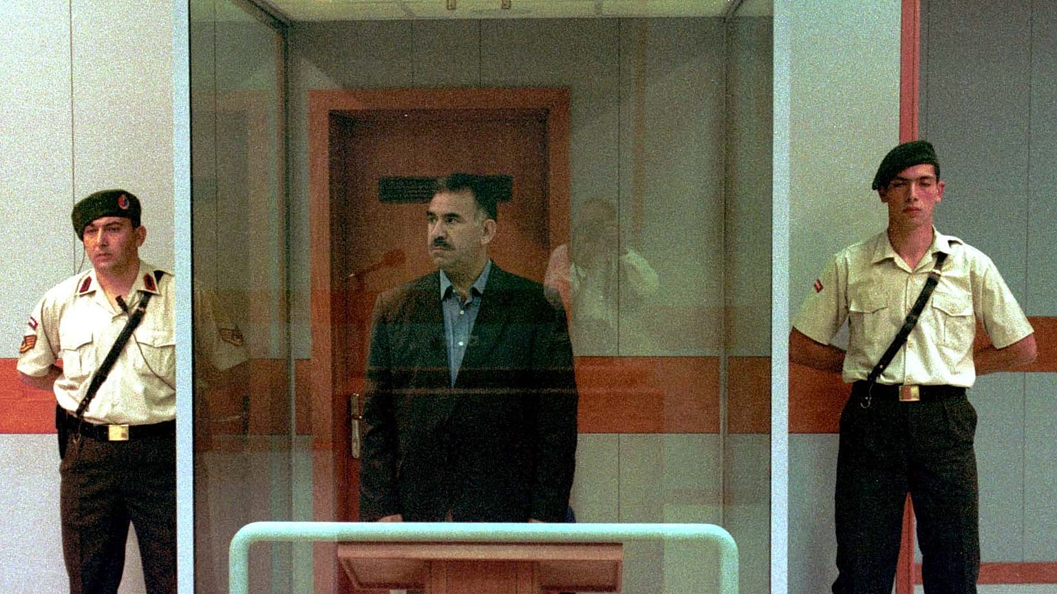 Öcalan: HDP, güncel seçim tartışmalarına taraf ve payanda yapılmamalı