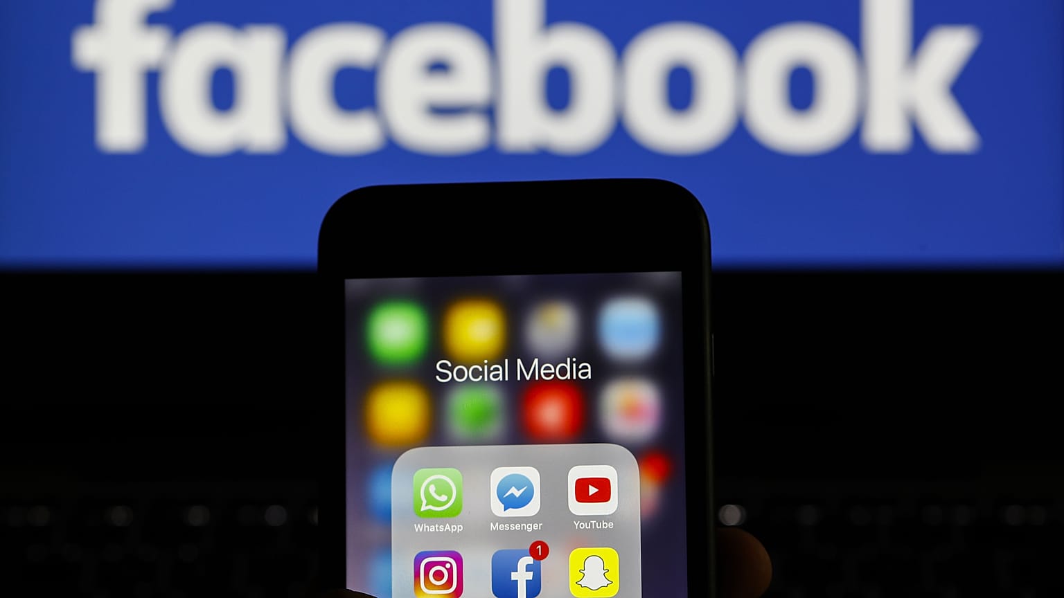 BM'nin Myanmar’daki soykırımı tetiklemekle suçladığı Facebook, şiddeti önlemek için seferber oldu 