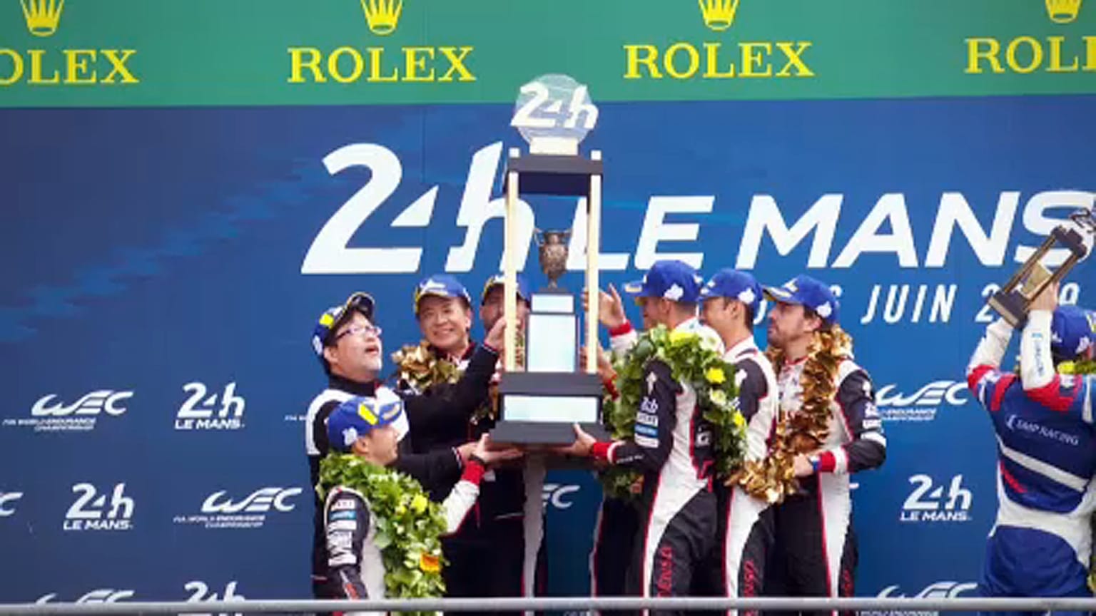 Toyota conserve son titre aux 24 heures du Mans