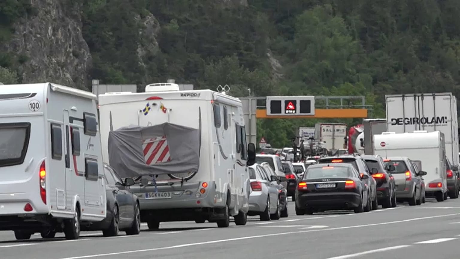 Fahrverbot in Tirol: Bayern will Klage