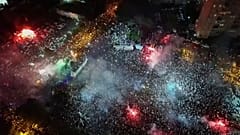 Istanbul noire de monde pour célébrer la victoire d'Ekrem Imamoglu