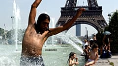 Tényleg túlzásba viszi a francia kormány a hőség miatti riogatást? 