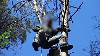 Piloto rescatado tras el accidente