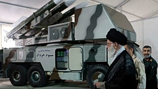 إغلاق طريق الدبلوماسية بين طهران وواشنطن بسبب عقوبات أمريكا على خامنئي