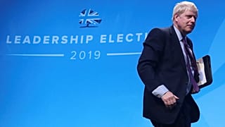 Boris Johnson reiterates no-deal Brexit threat 