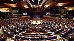 Europarat: Ukraine protestiert gegen Stimmrecht für Russland