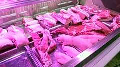 Kína felfüggesztette kanadai húsimportjának egy részét  