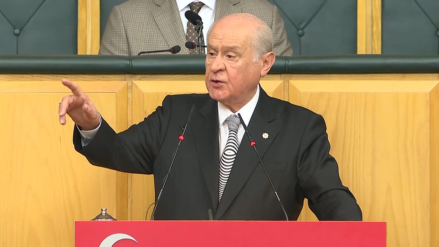 MHP lideri Bahçeli: İstanbul ehline emanet edilmedi 
