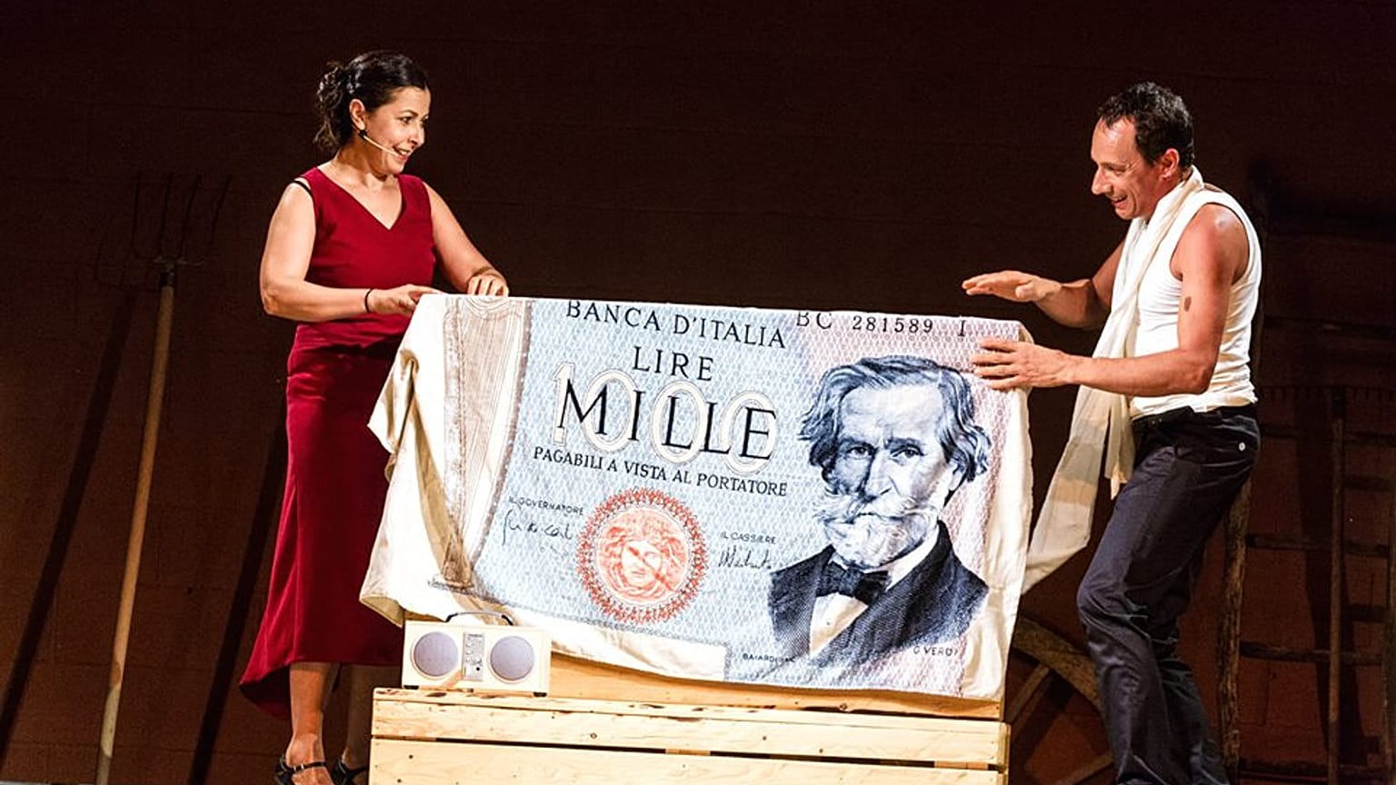 'L'altra Opera', spettacolo di e con Roberta Biagiarelli e Sandro Fabiani. 