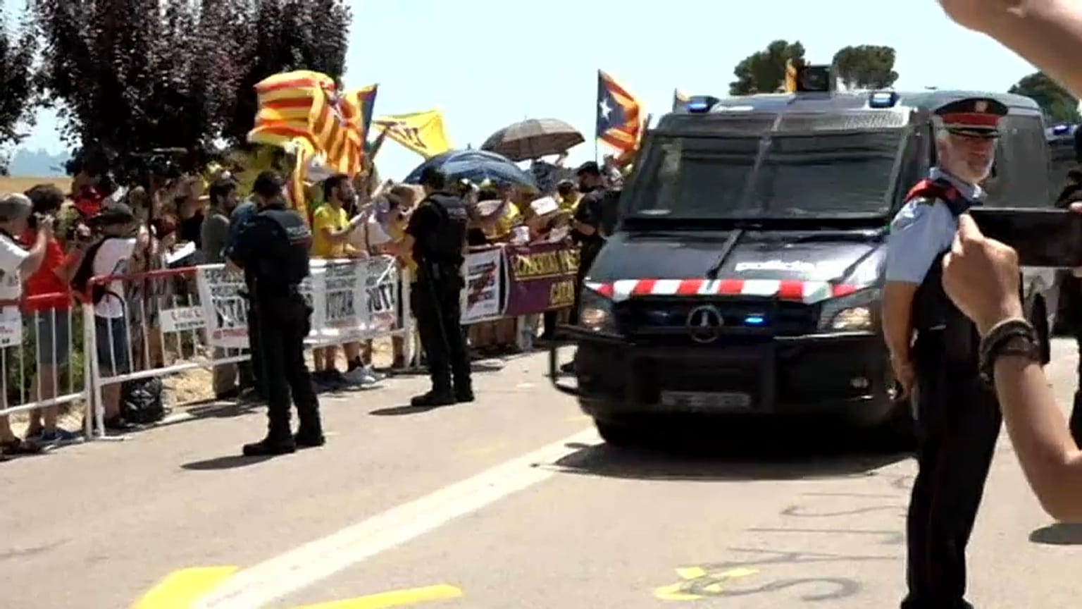Les leaders catalans détenus transférés de prison