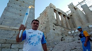 Πέθανε ο θρύλος της πάλης Μπάμπης Χολίδης