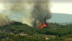 Sin control un grave incendio en Cataluña