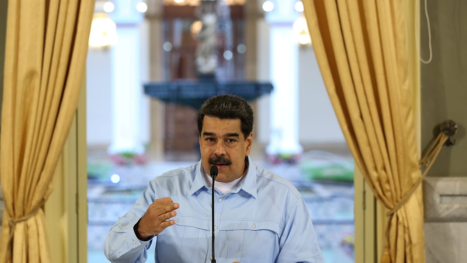 Venezuela Devlet Başkanı Maduro: Darbe girişimi ve suikast planlarını önledik