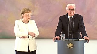 Angela Merkel de nouveau prise de tremblements
