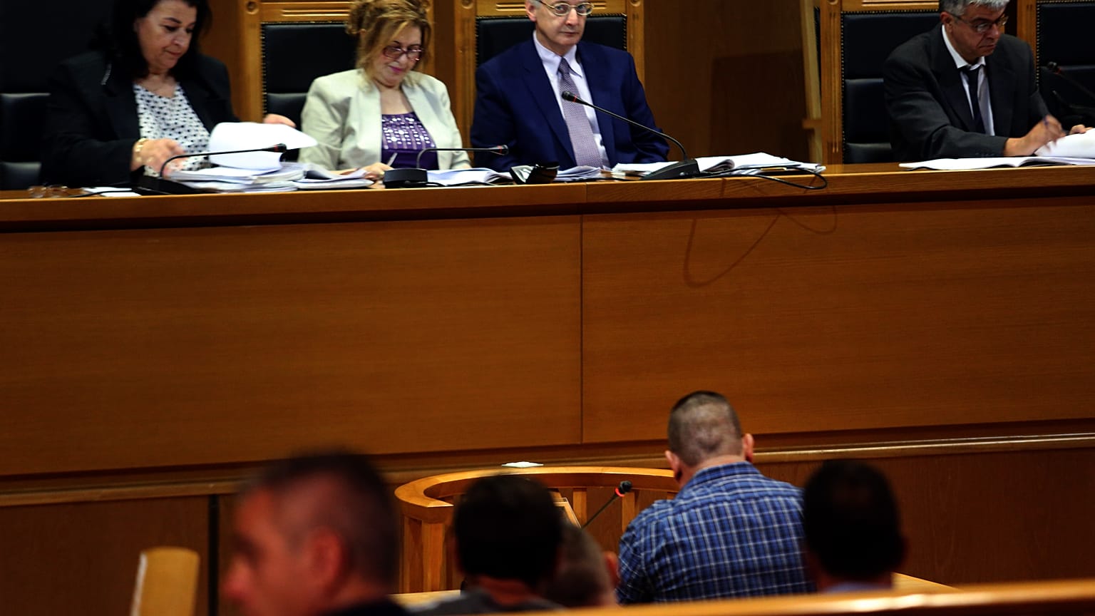 Ο κατηγορόυμενος Κωνσταντίνος Κορκοβίλης ξεκινά την απολογία του στη δίκη της Χρυσής Αυγής