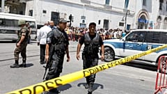 Double attentat-suicide dans le centre de Tunis, un mort et des blessés