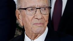 El presidente de Túnez Beji Caid Essebsi, de 93 años, trasladado de urgencia al hospital