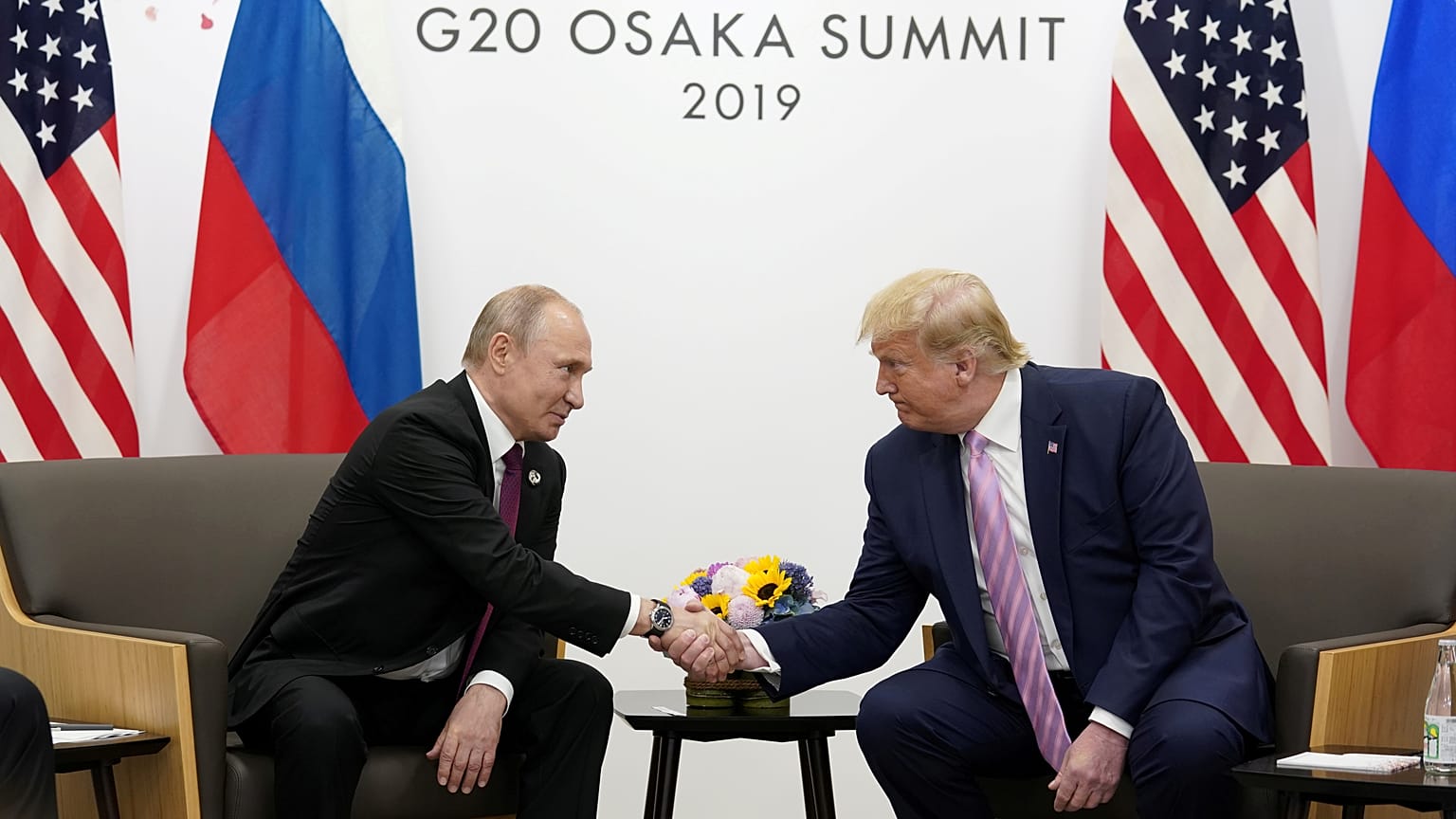 Trump'tan Putin'e: ABD seçimlerine müdahale etme