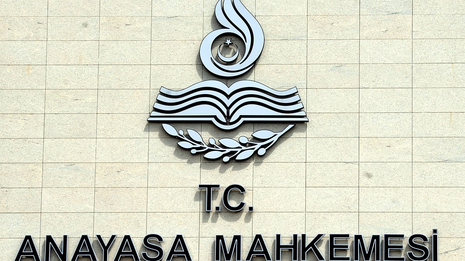 Anayasa Mahkemesi internet sitesinde hak ihlali başvurularında ihsas-ı rey iddiası