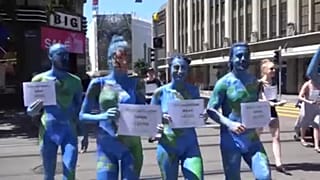 Testfestéssel biztattak a vegán életmódra