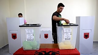 Wahllokal in Tirana (Albanien)