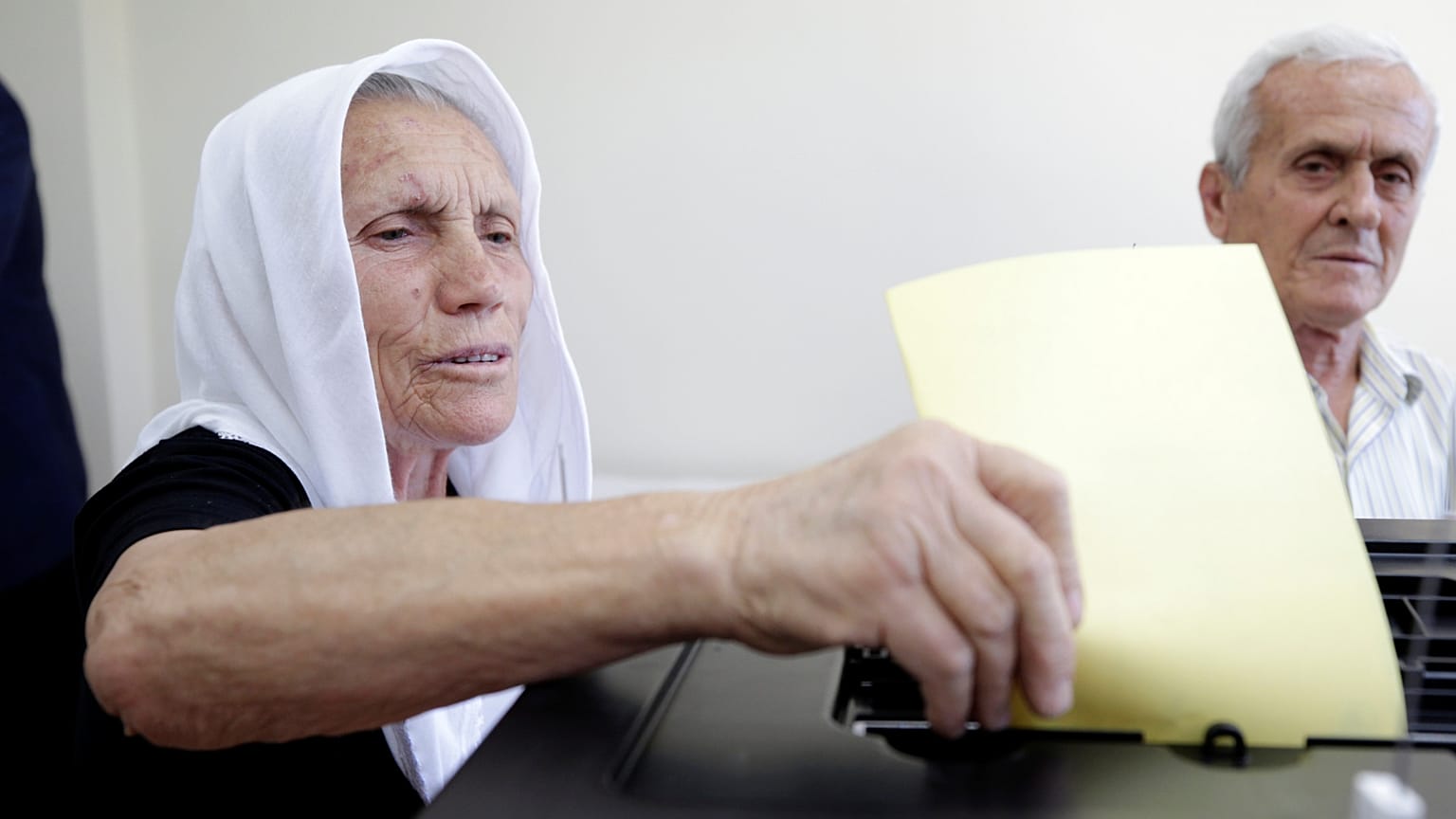 Oposição boicota eleições locais na Albânia