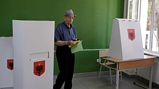 Κάλπες πόλωσης στην Αλβανία για την ανάδειξη δημάρχων