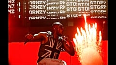 El chaleco antibalas que lució Stormzy lo diseñó Banksy