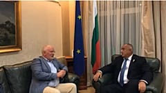 EPP manoeuvring: What happens when a usually private political chat is broadcast live on Facebook?