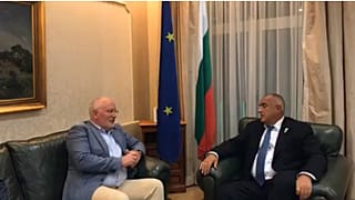 EPP manoeuvring: What happens when a usually private political chat is broadcast live on Facebook?