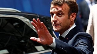 Macron irritado com "fracasso que dá má imagem" à Europa