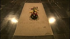 Franco enfrenta a Madrid y el Vaticano
