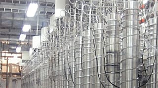 İran uranyum zenginleştirme sentrifüjü