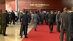 Entrada em vigor do IVA adiada de julho para outubro