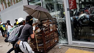 Összecsapások Hongkongban