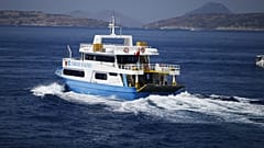 Yunanistan ana karası ile Türkiye feribotla birbirine bağlandı