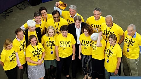 Protests and music mark opening of new European Parliament 