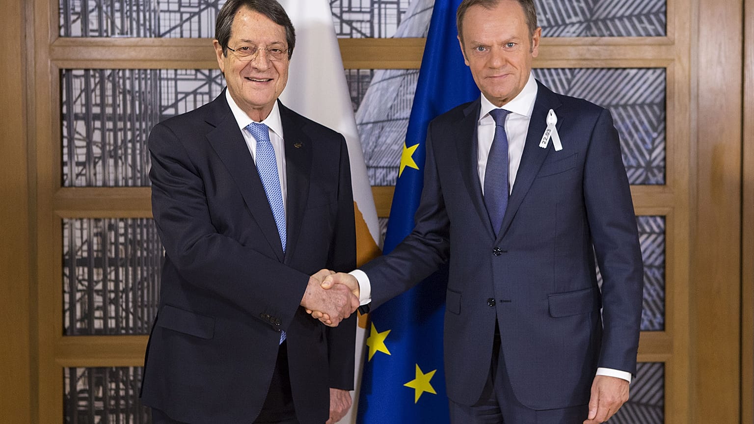 Τηλεφωνική επικοινωνία Ν.Αναστασιάδη με Ντ.Τούσκ